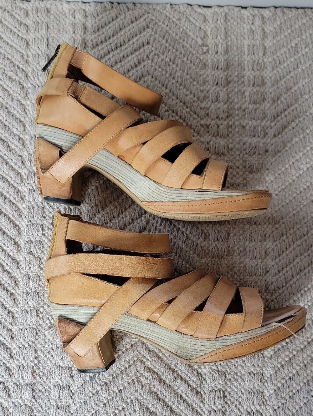 Antelope Mustard Yellow Gladiator Strappy Platform Sandals EU 39 - Picture 3 of 7